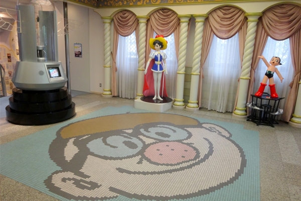 手塚治虫記念館「お茶の水博士」
モザイクアートタイル