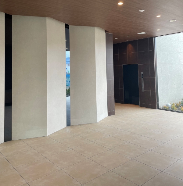 ブランニード八尾桜ケ丘一丁目